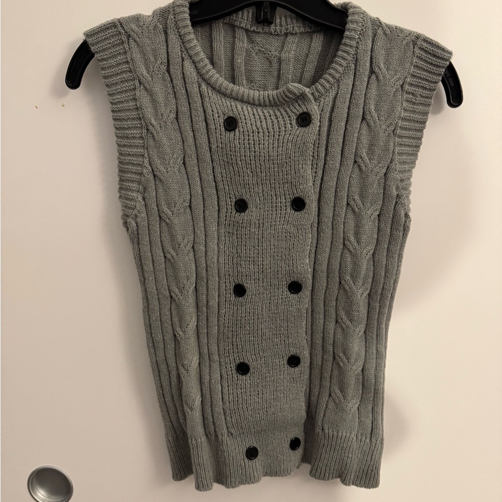 Gray Cable Knit Sleeveless Sweater